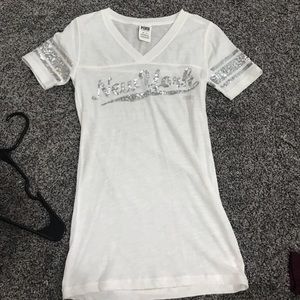 VS PINK destination tee